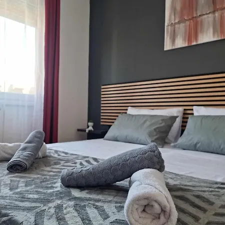 Square * 斯科普里